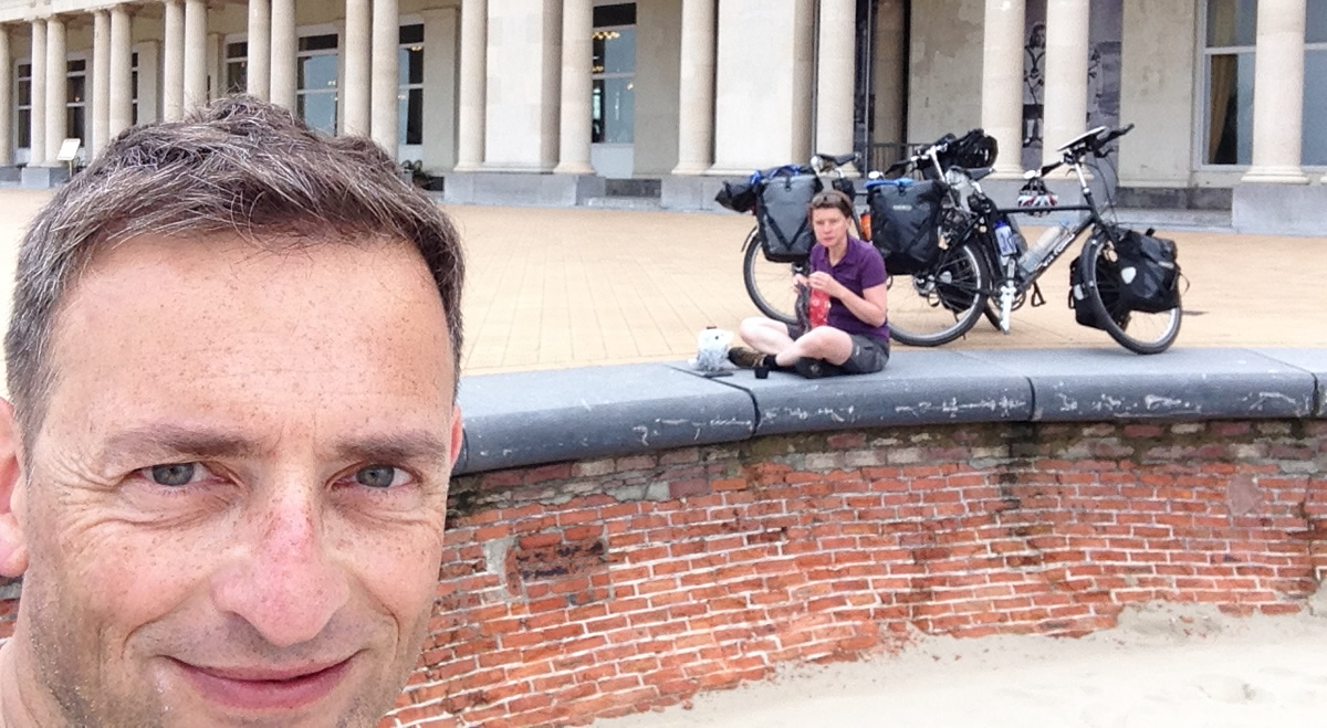 Lunch aan de boulevard van Oostende